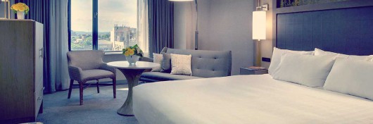 Hyatt-Regency-Boston-Renovated-King-Guestroom